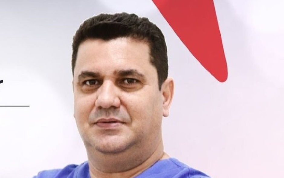 Médico deixa UTI após ser esfaqueado em discussão com motorista que quase atropelou seus cachorros