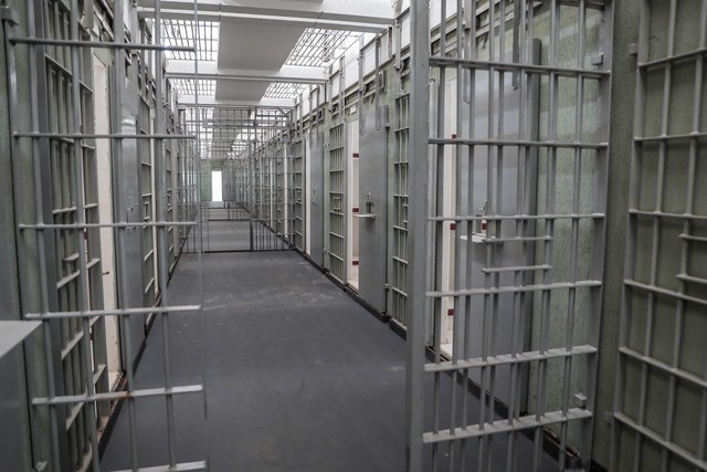Presos começam motim em Penitenciária Central do Estado em Cuiabá