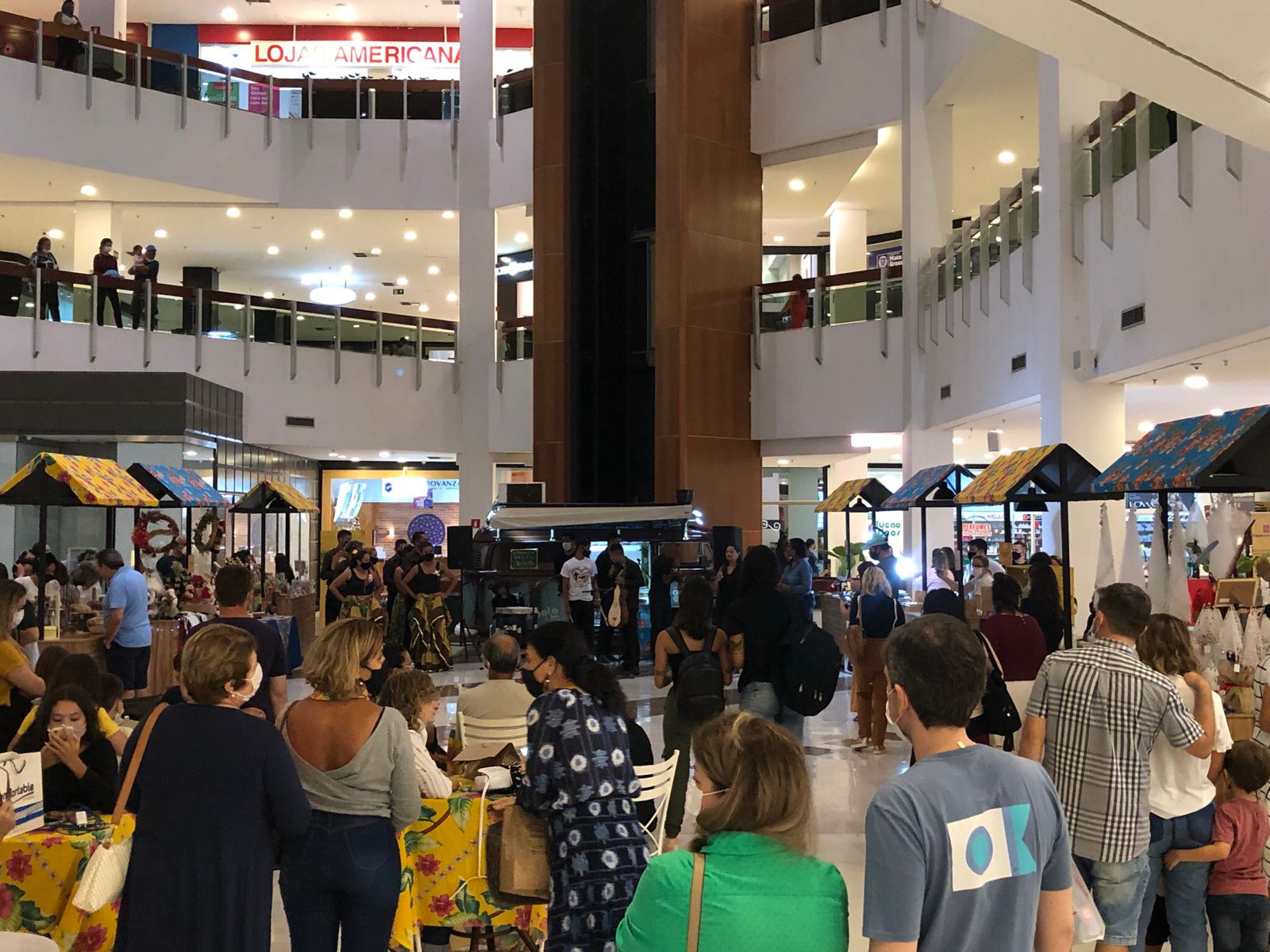 Goiabeiras Shopping recebe Feirinha Cuiabana edição de Natal neste fim de semana
