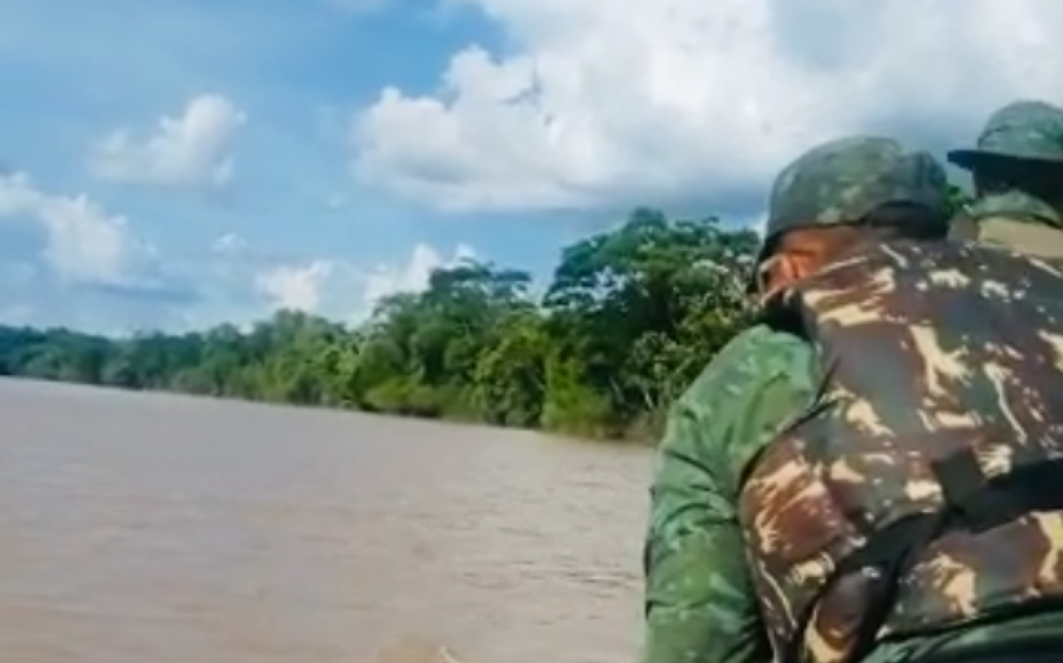Polícia Ambiental realiza apreensões no Rio Vermelho durante patrulhamento fluvial