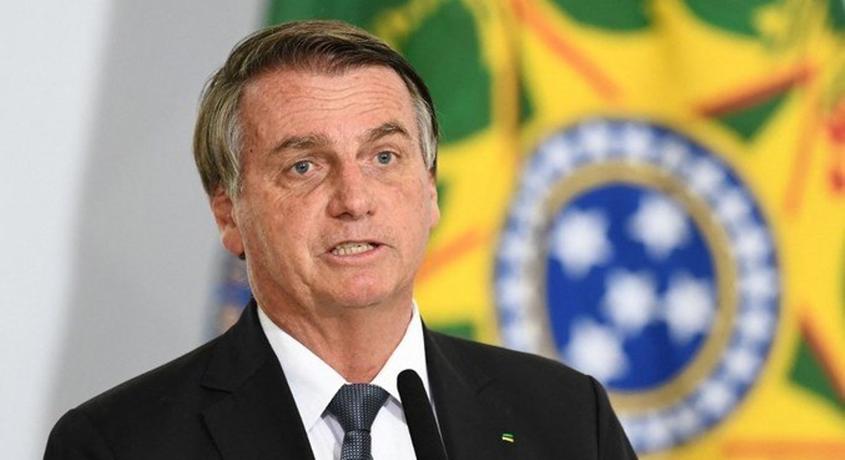 Vacinação infantil não será obrigatória; lamentável exigir nas escolas – diz Bolsonaro