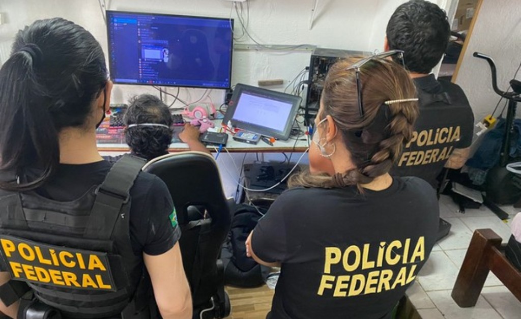 Operação de combate ao abuso infantil cumpre dois mandados em Mato Grosso