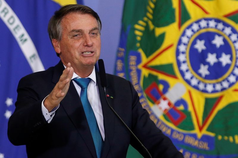 Bolsonaro vence a votação popular de personalidade do ano da revista ‘Time’