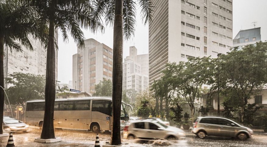 Seguro de carro contra enchentes; entenda como funciona