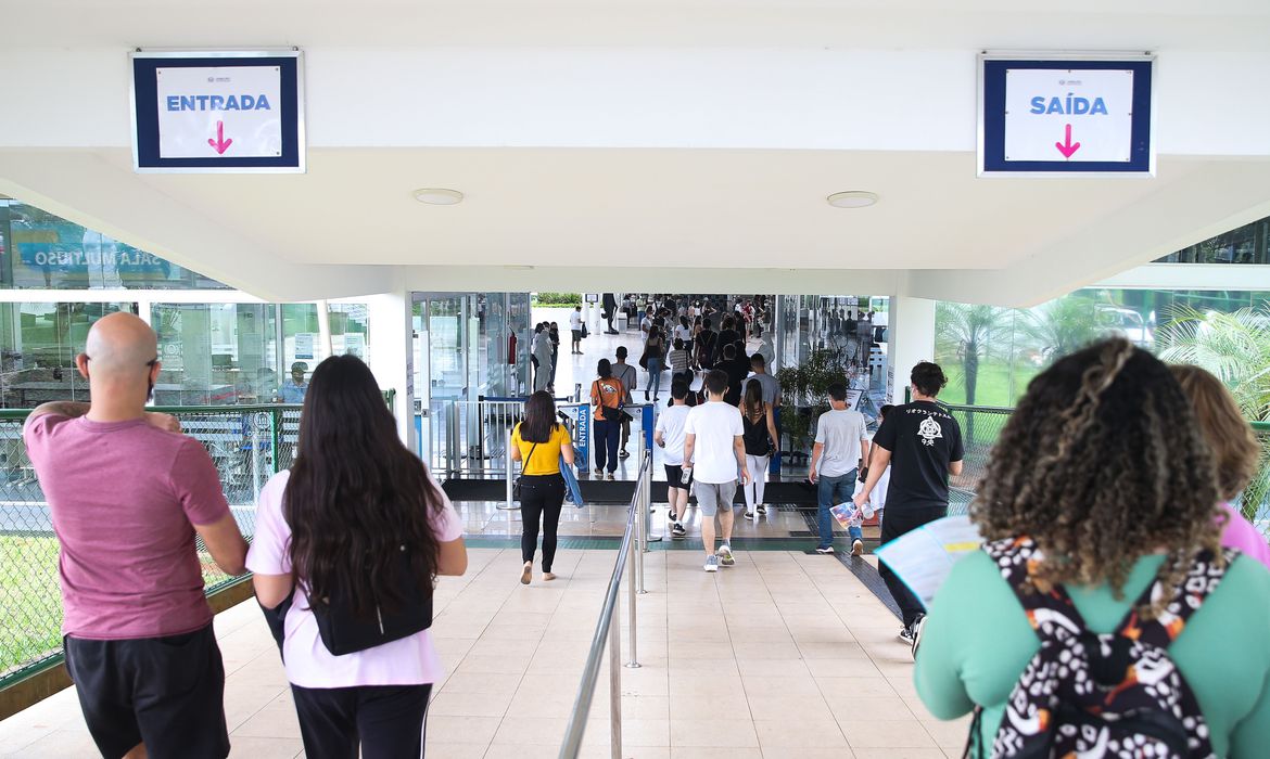 MEC abre chamada para aplicadores da prova do Enem em janeiro
