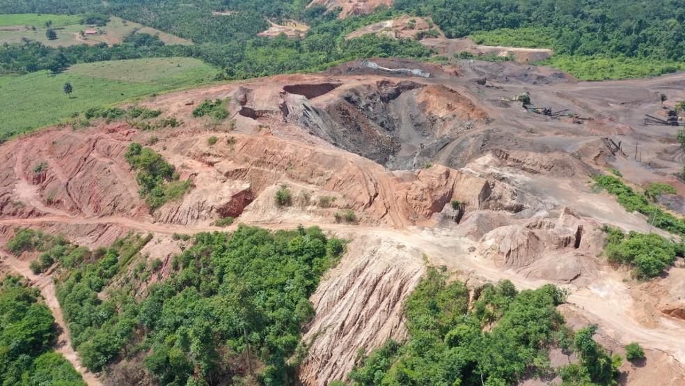 Mato Grosso | Deputados aprovam projeto que permite mineração em áreas de reserva legal
