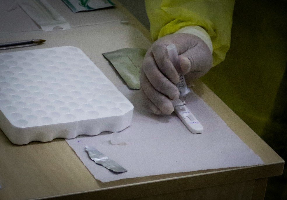 Estoque de testes rápidos de Covid-19 acaba em Cuiabá