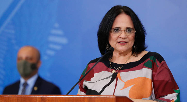 Ministério receberá denúncias de preconceito contra não vacinados