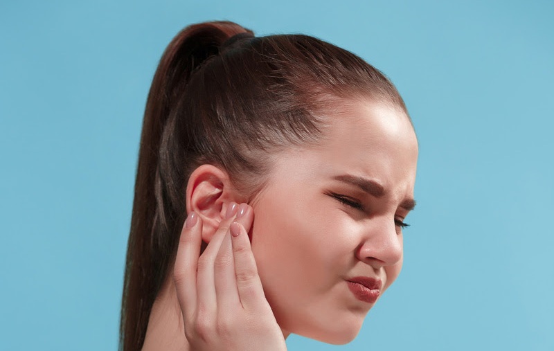 Otite no verão: casos de inflamações no ouvido podem aumentar