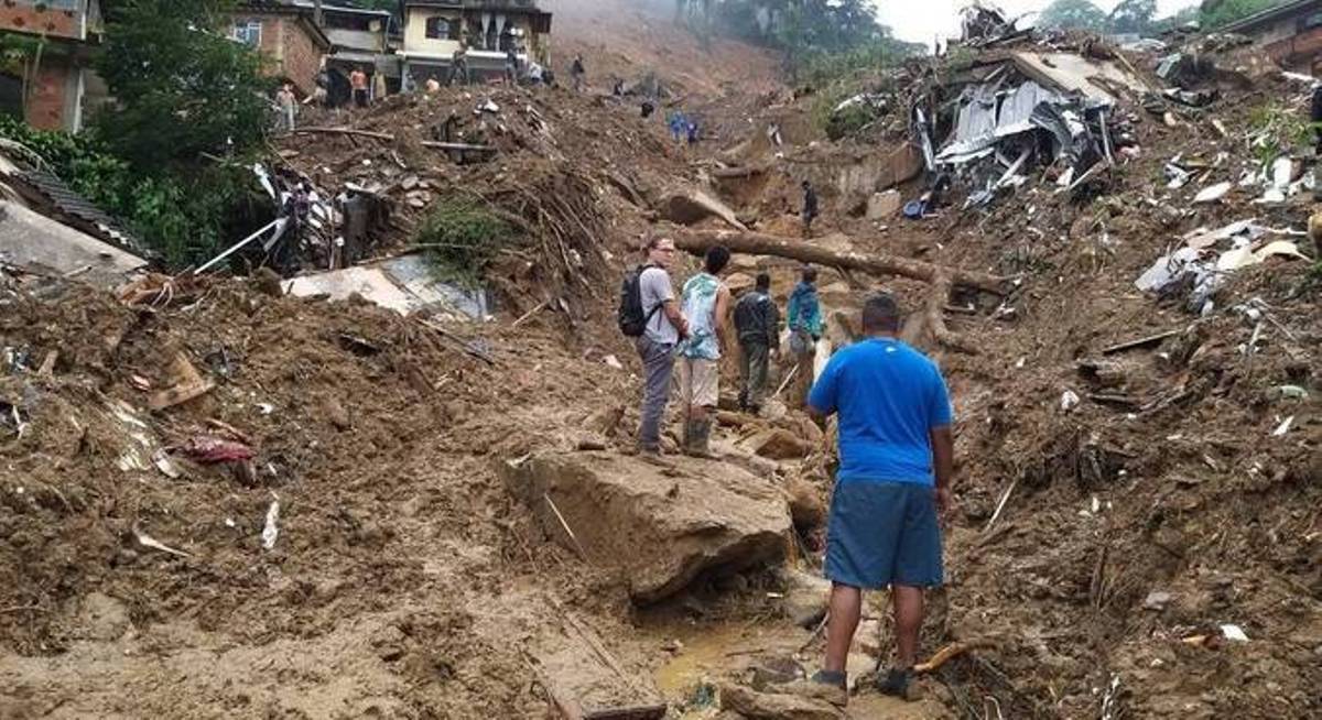 Petrópolis registra 38 mortes após após temporal