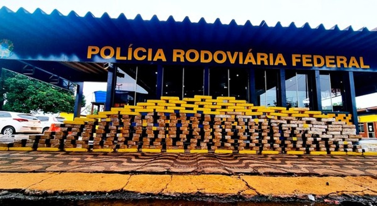 Rondonópolis | Motorista é preso transportando mais de 190 kg de drogas em caminhão