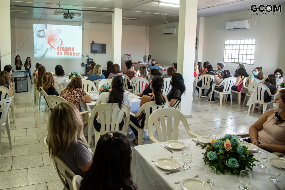 Rondonópolis | Semed homenageia servidoras com café da manhã especial