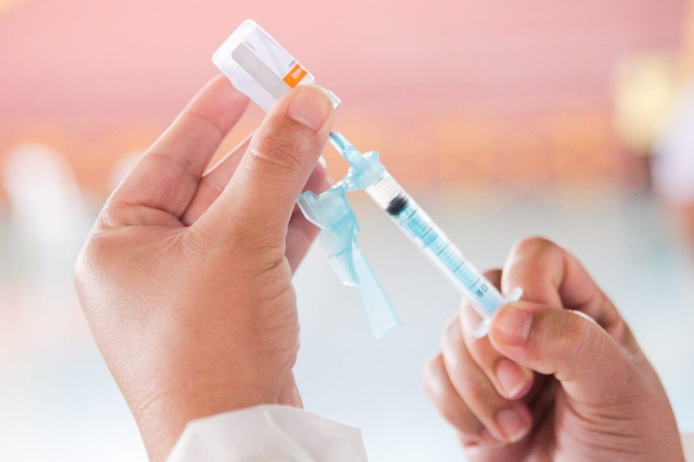 Próxima semana tem vacinação infantil, dose de reforço, quarta dose para imunossuprimidos, 1ª dose para adolescentes e 2ª dose