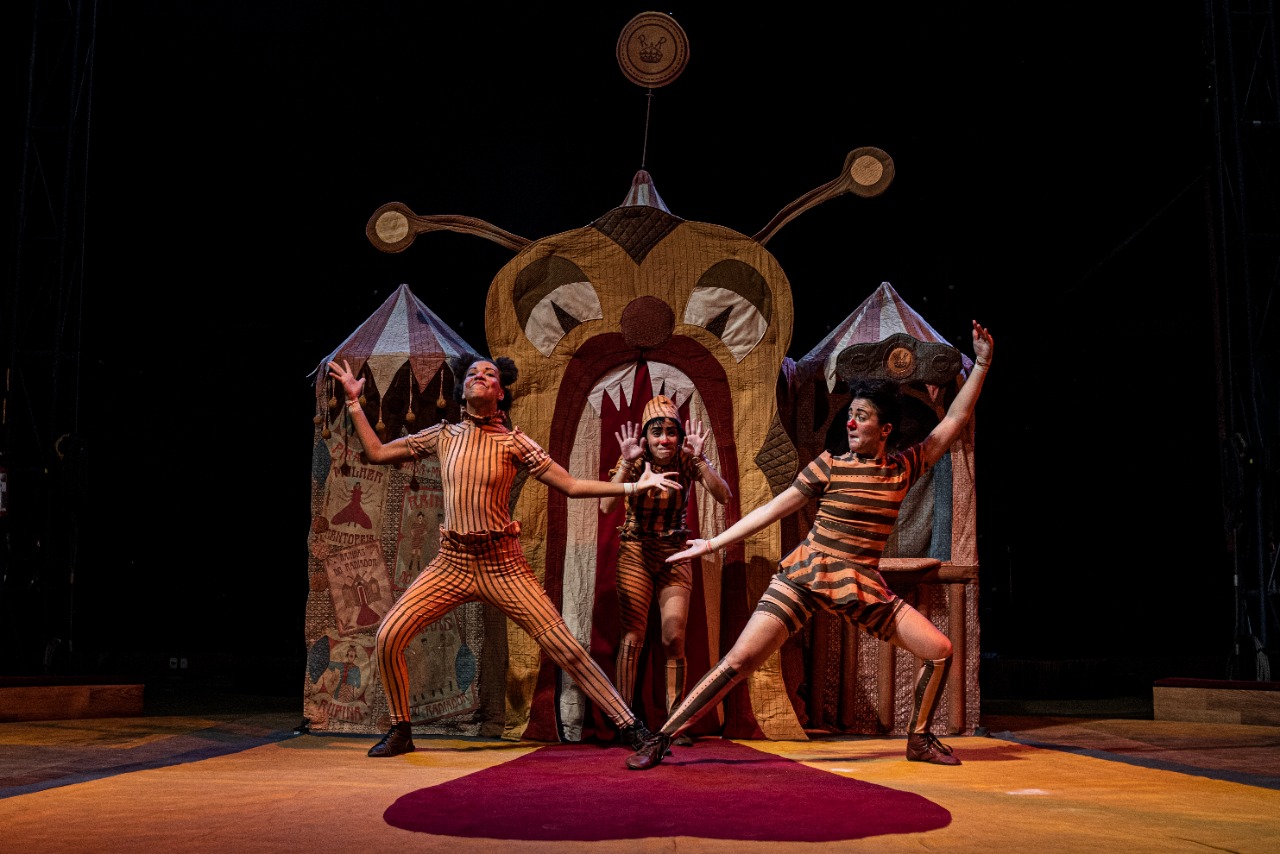 Rainhas do Radiador apresenta espetáculo circense “Raiow Rainhas” no Centro Cultural Casa Cuiabana 