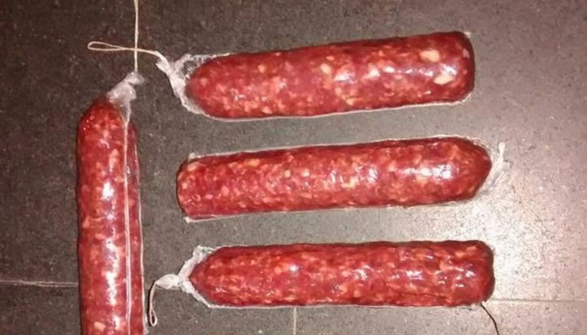Família de Tangará da Serra investe na produção de salame colonial