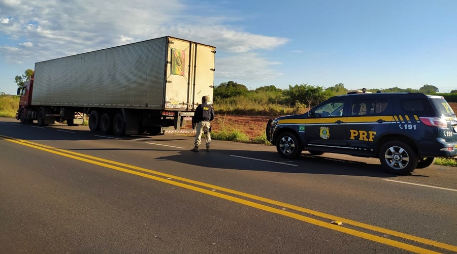 Barra do Garças | Motorista é encontrado morto dentro do próprio caminhão carregado com eletrodomésticos