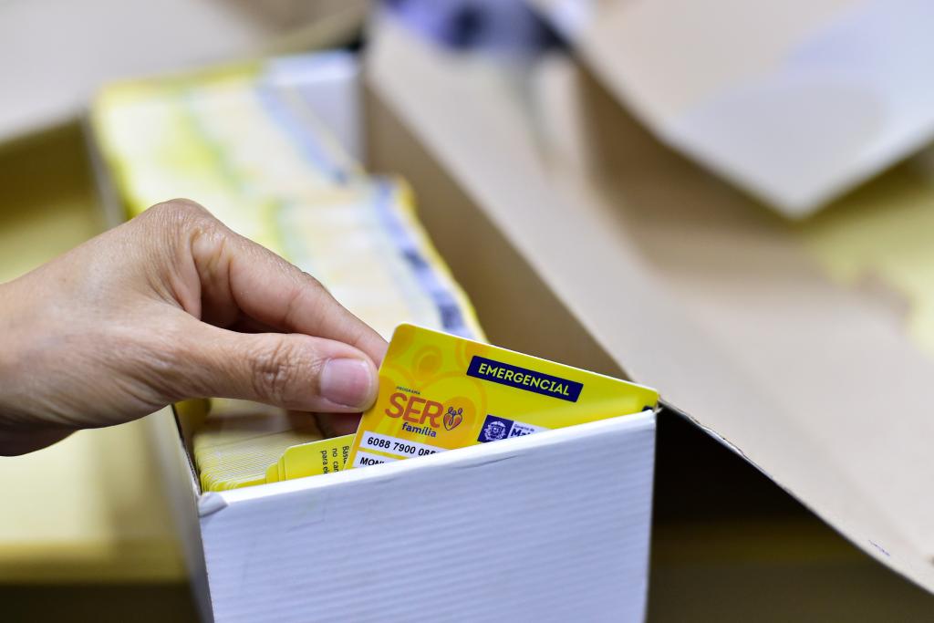 Governo de Mato Grosso encerra contrato com empresa que gerenciava cartões do Ser Família por descumprimento de serviço