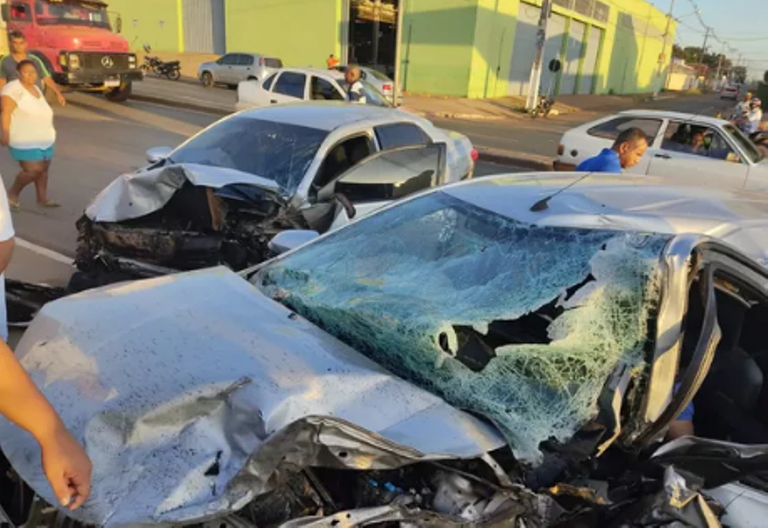 Várzea Grande | Mãe morre em acidente envolvendo dois carros e filha está internada