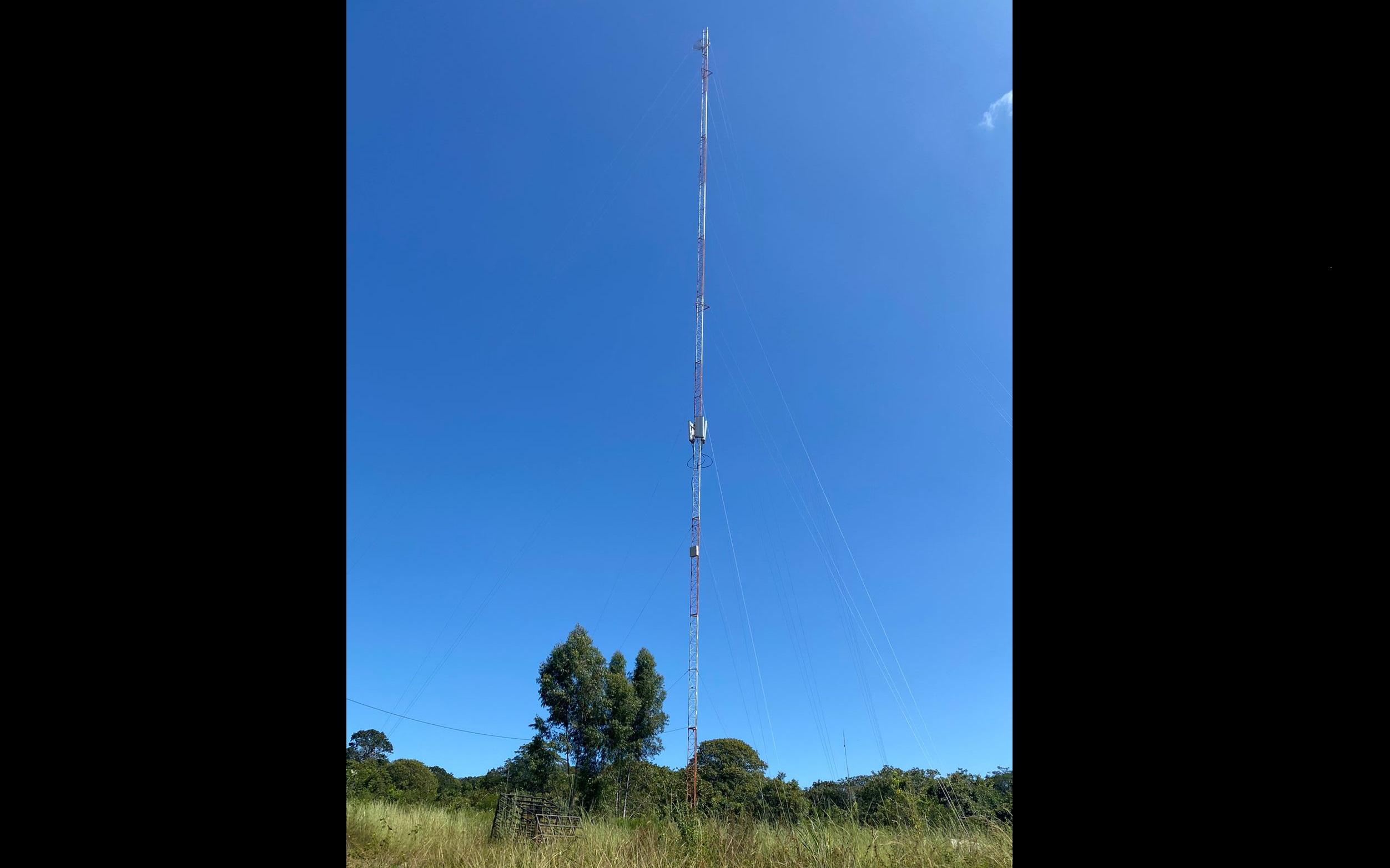 Prefeitura de Tesouro busca solucionar problema de telefonia no Distrito Batovi 