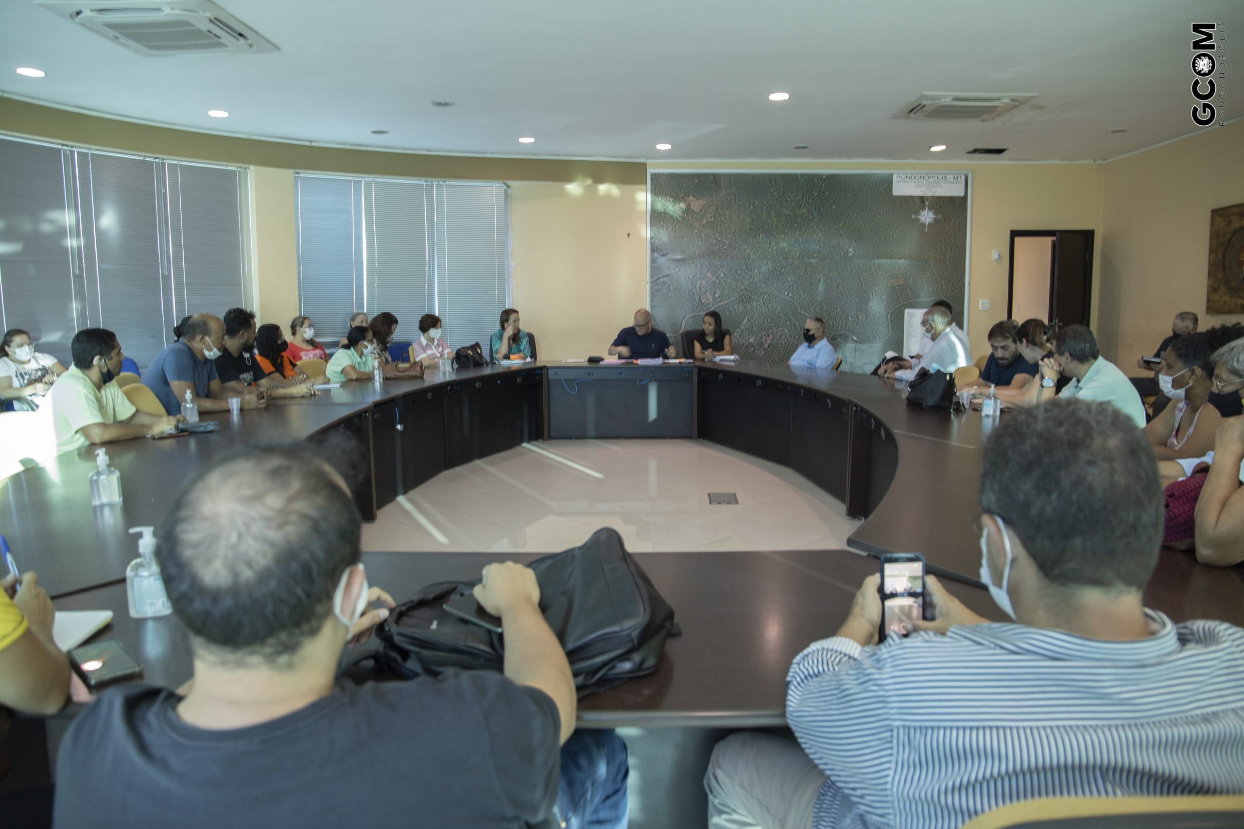 Rondonópolis | Prefeito se reúne com entidades beneficentes e assina repasses de subvenção municipal e federal