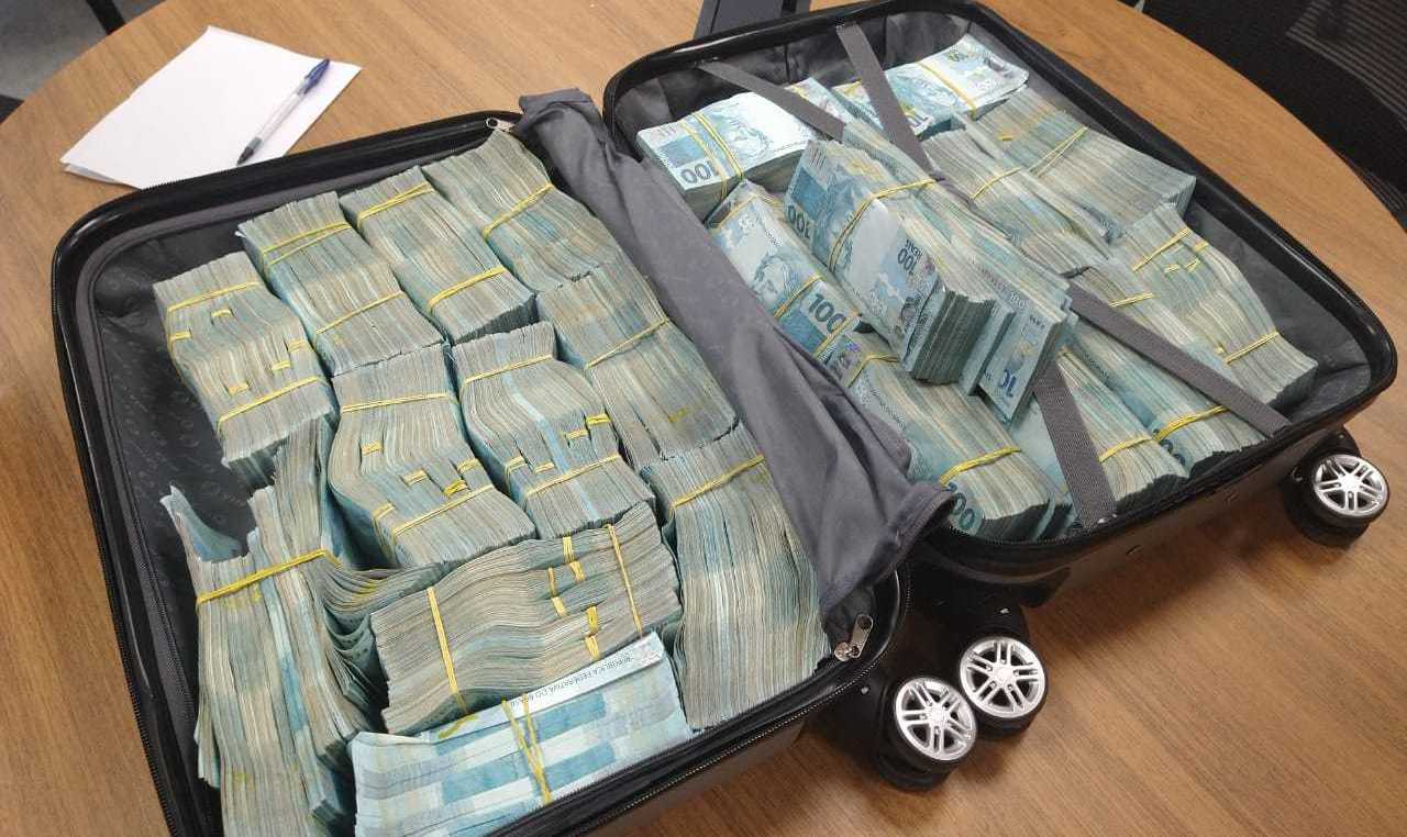 Polícia Federal avança em investigação sobre fraude de R$ 19 milhões no auxílio emergencial