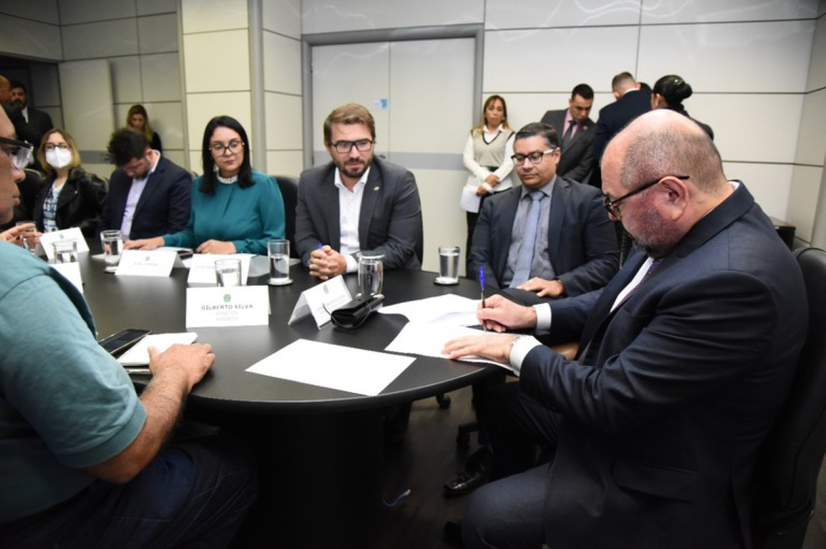 Servidores do INSS encerram greve e retomam atendimento nas unidades nesta terça-feira (24)