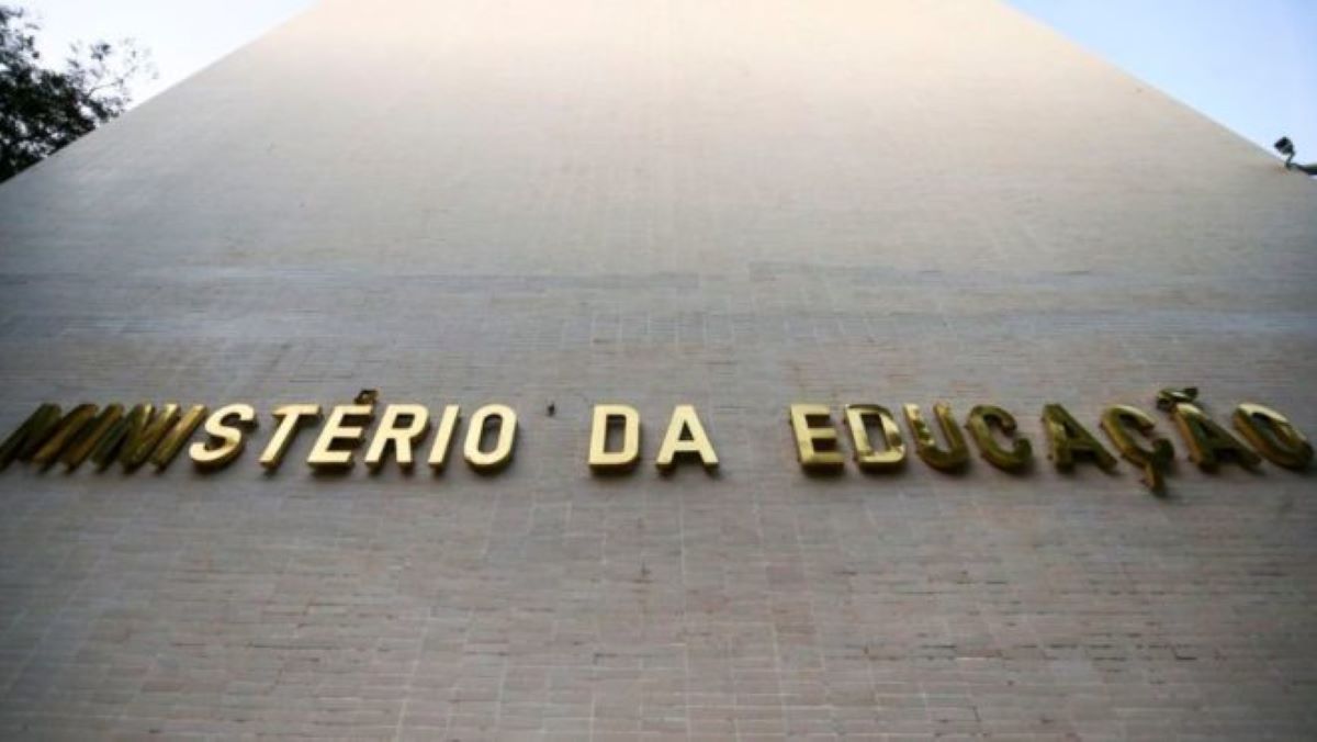 MEC lança aplicativo para auxiliar estudantes na escolha de cursos técnicos