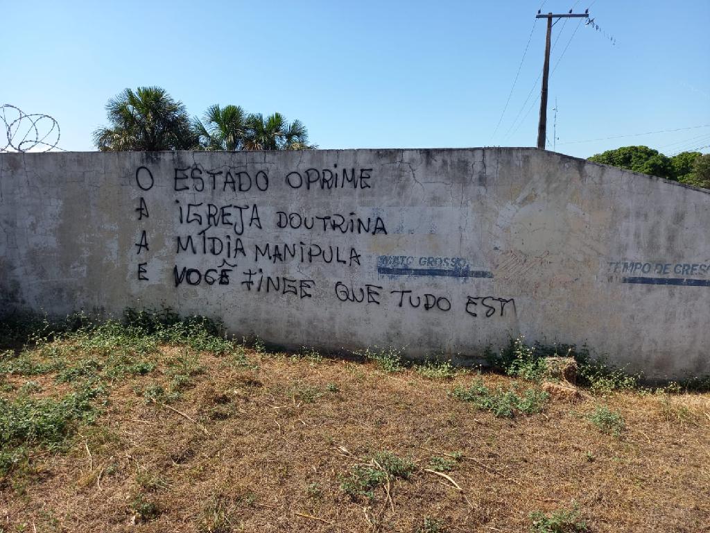 Polícia Civil prende trio por vandalismo em prédios públicos e comércio de Nortelândia