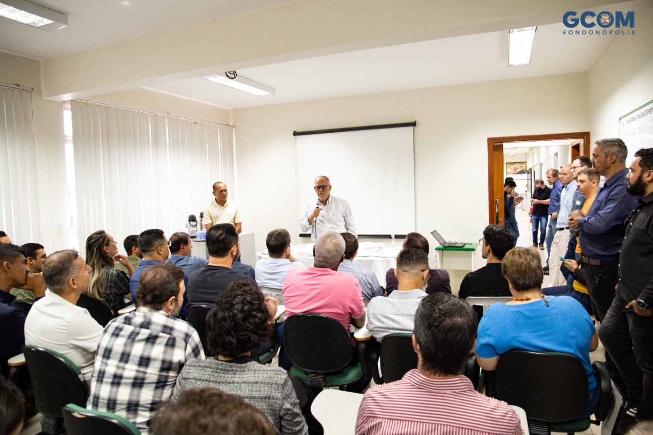 Prefeito se reúne com empresários do setor industrial de Rondonópolis