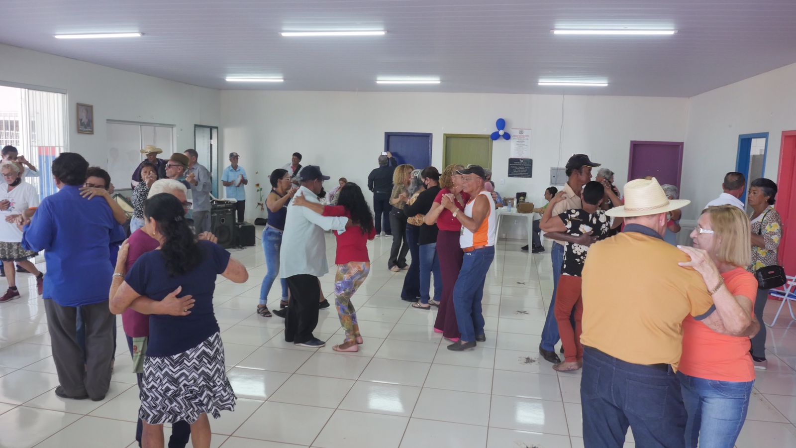Rondonópolis | CRAS do Iguaçu retoma os bailes sociais da terceira idade às sextas-feiras