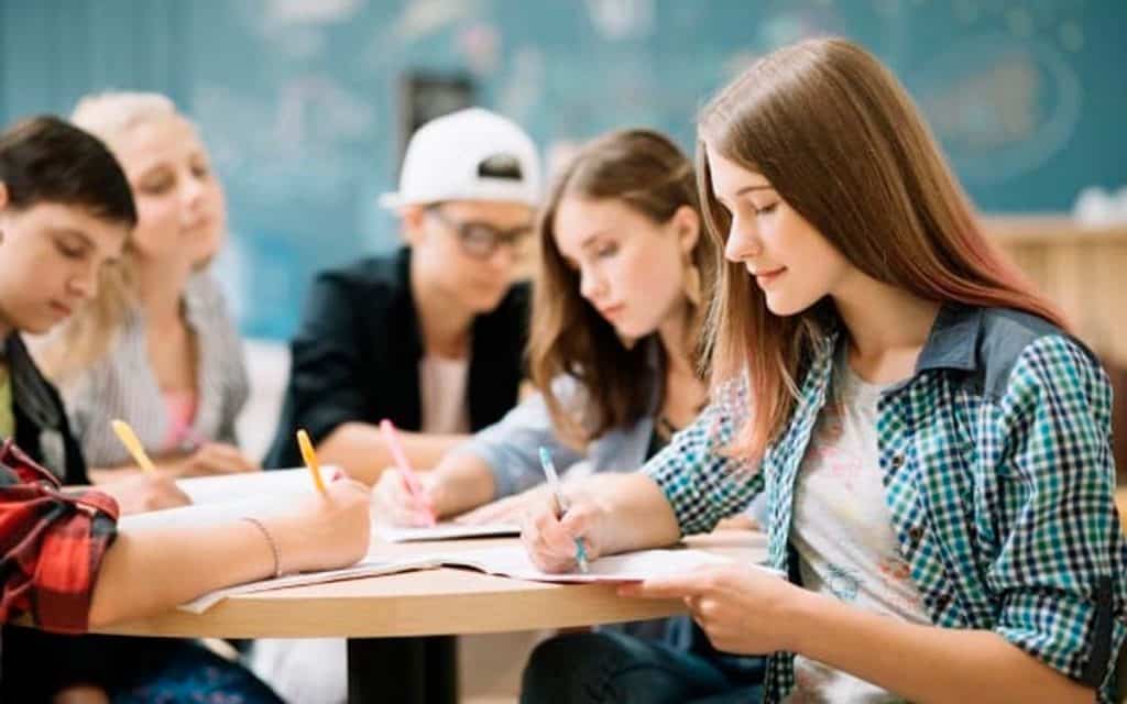 MEC lança portaria para ampliar a oferta de ensino técnico nas universidades privadas