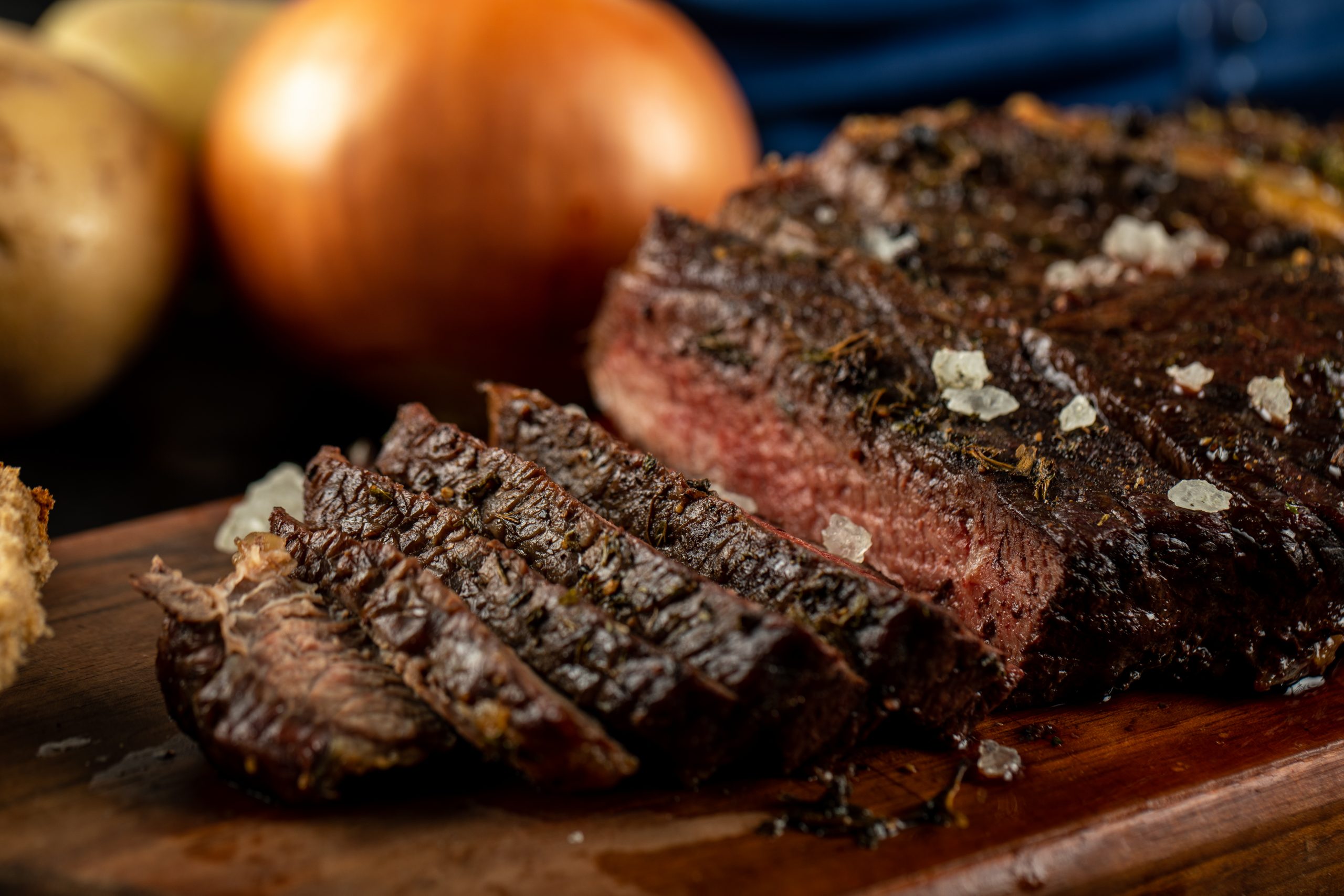 Vá além do trivial e descubra novos temperos para churrasco