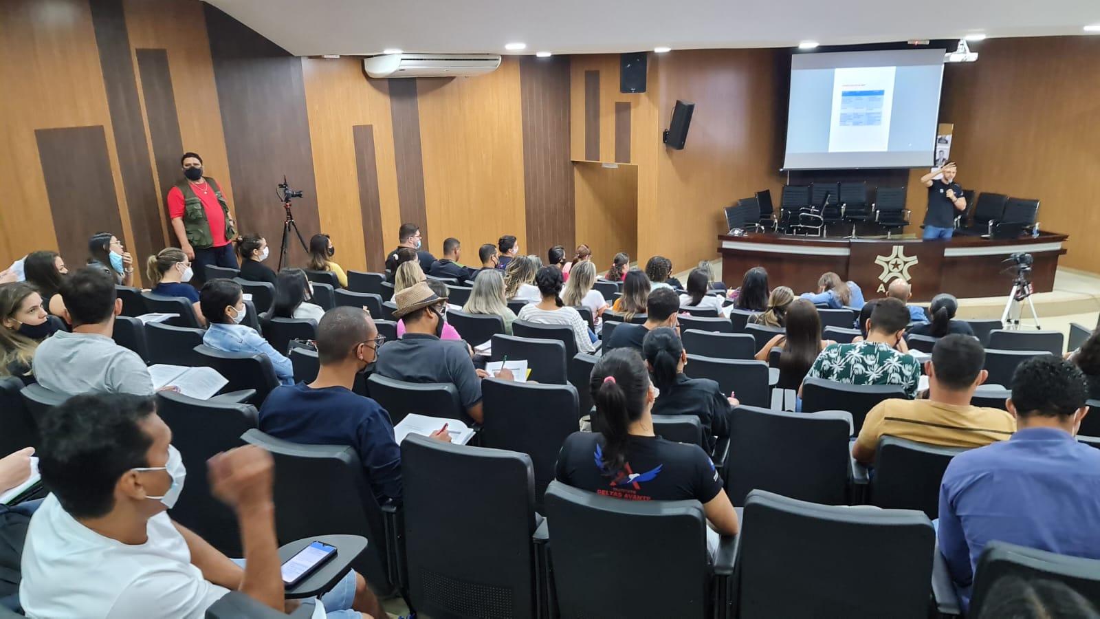 Primeira fase do Exame da OAB será dia 30 de outubro, e em junho começa cursinho preparatório