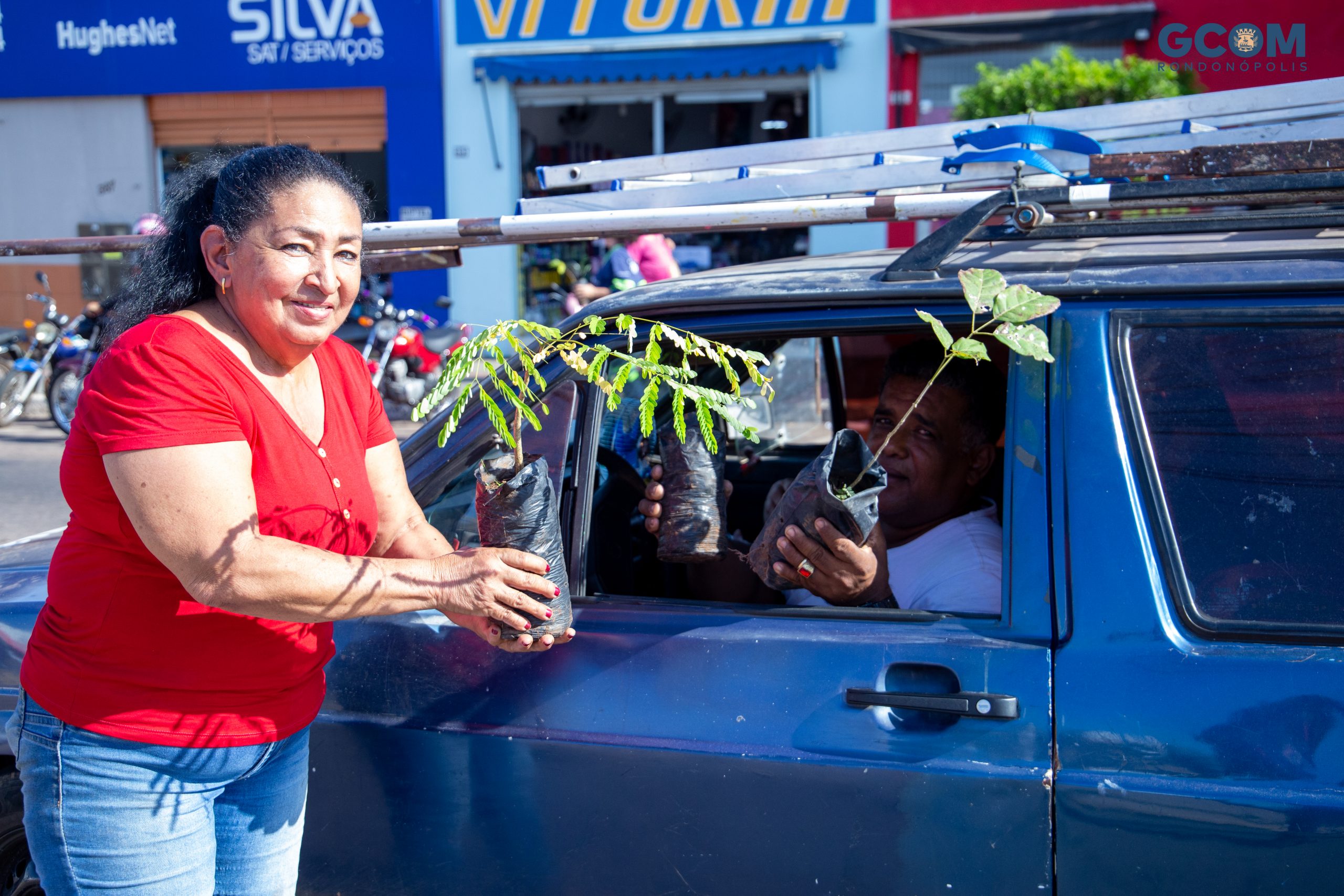 Semma distribui 800 mudas como marco da Semana do Meio Ambiente