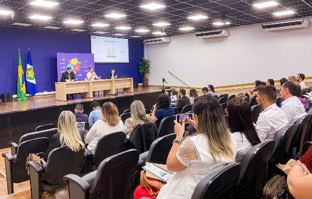 Gestores educacionais participam de capacitação para o Censo Escolar 2022
