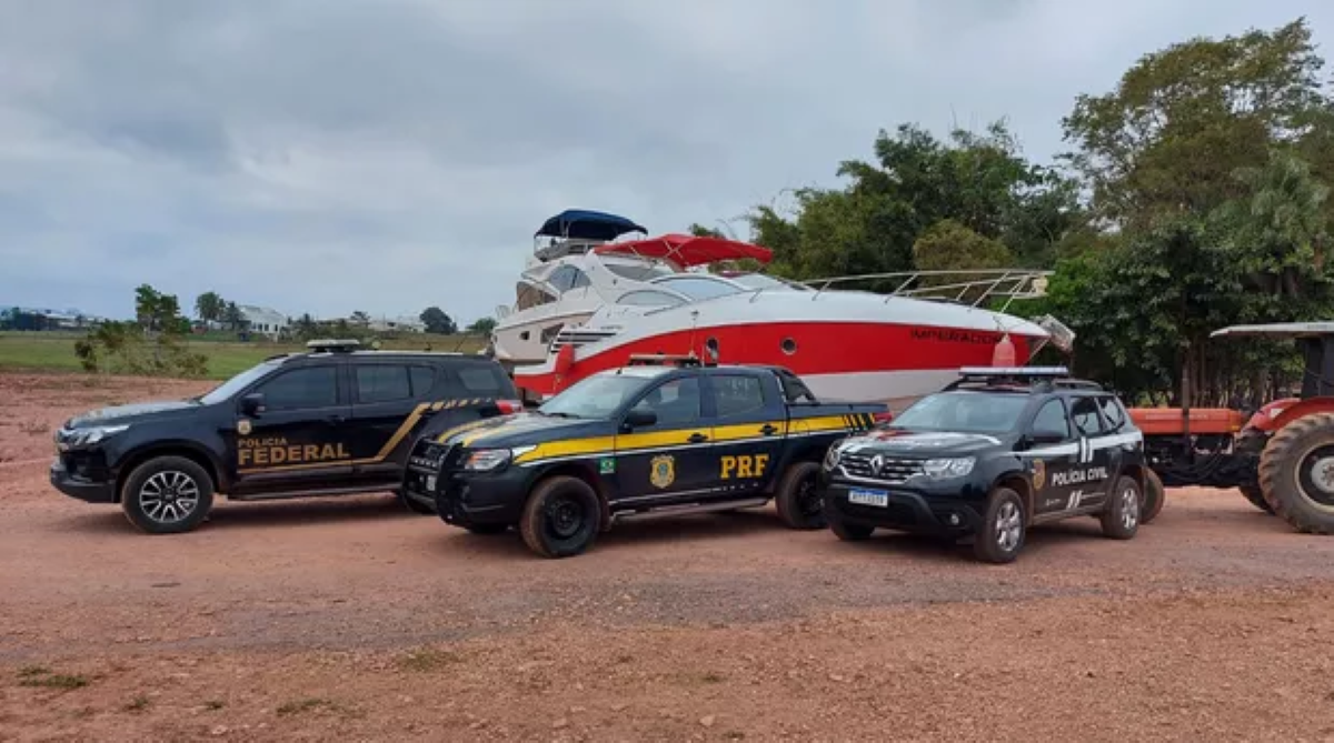 Lancha apreendida em operação contra investigados por tráfico de drogas em Mato Grosso é doada à Marinha
