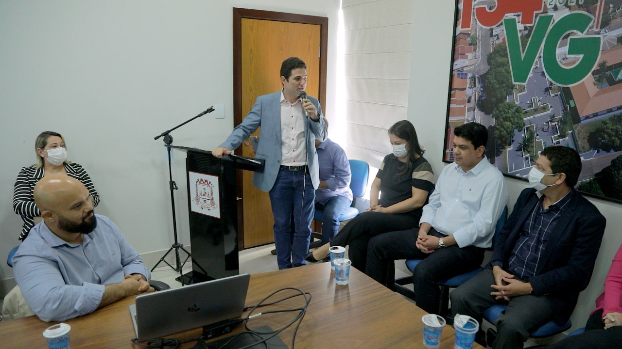 FCDL/MT enaltece projeto piloto implantado em VG para abertura de empresa em tempo recorde