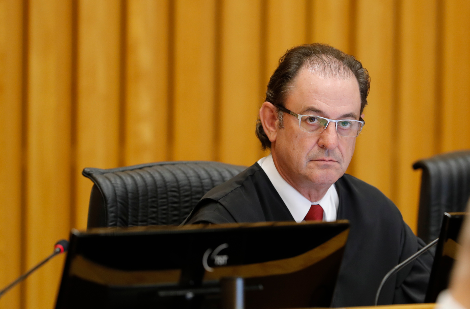 Enfermeiro terá jornada reduzida para cuidar de filho com autismo