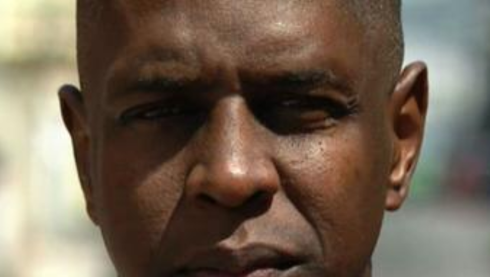 Após 14 anos, vigilante condenado por crime que não cometeu consegue anular sentença