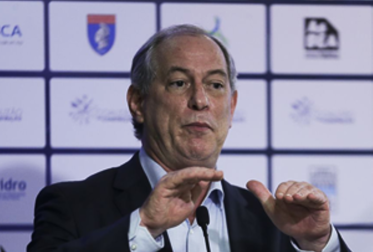 Ministro do TSE nega pedido de Holiday para tornar Ciro Gomes inelegível