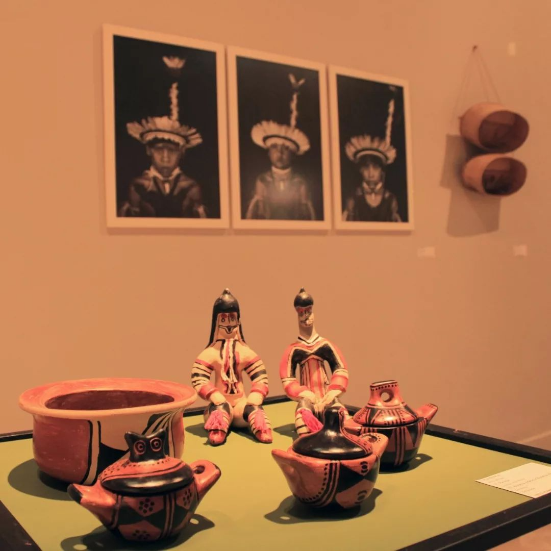 Obras de artesãos, músicos e artistas plásticos apresentam um recorte da história; visitação é gratuita, no Sesc Arsenal