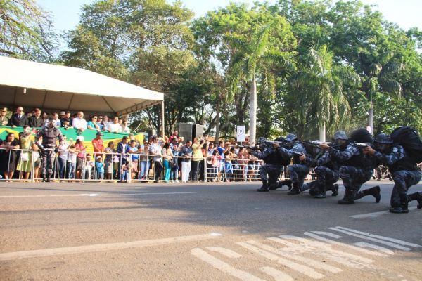 Desfile Cívico-militar do Dia da Independência começa às 7h na Avenida Amazonas