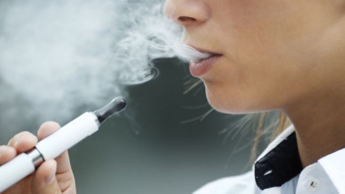 Cigarro eletrônico amplia alerta sobre riscos do câncer de pulmão