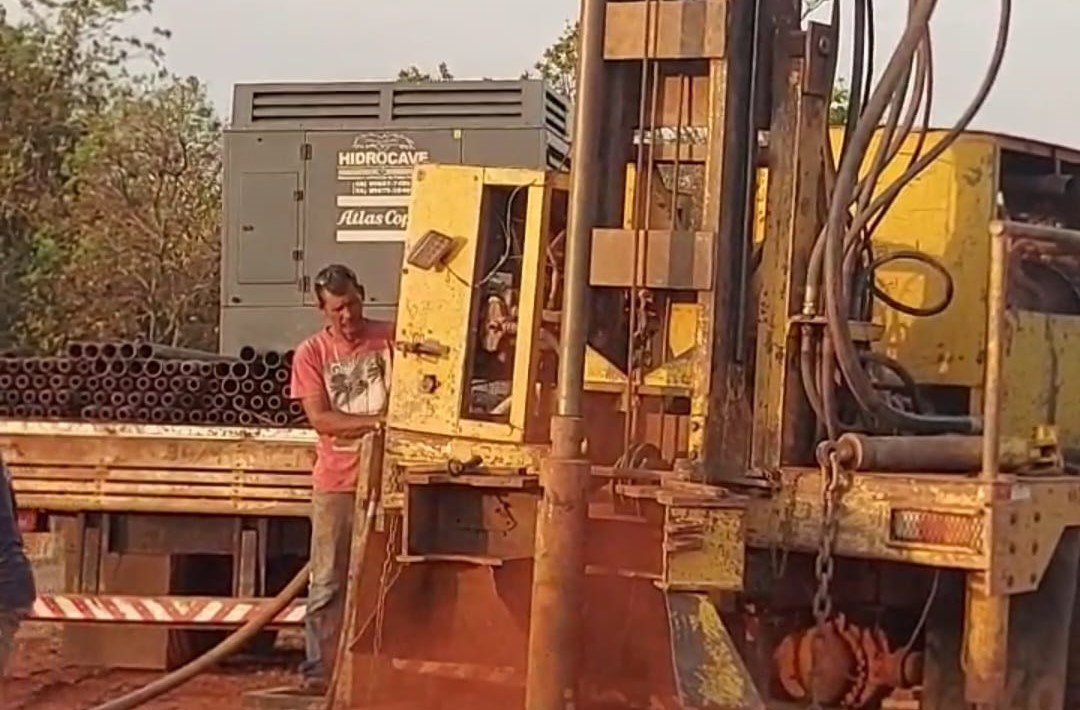 Prefeitura de São José do Povo perfura novo poço artesiano no Assentamento Sandrini