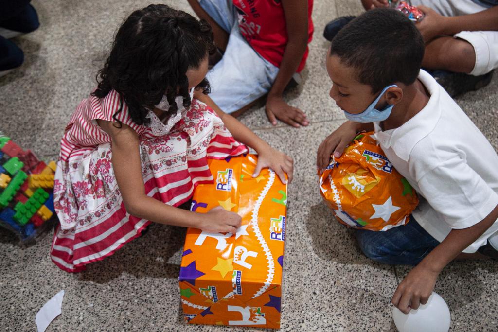 Procon orienta sobre cuidados com a compra de presentes para o Dia das Crianças
