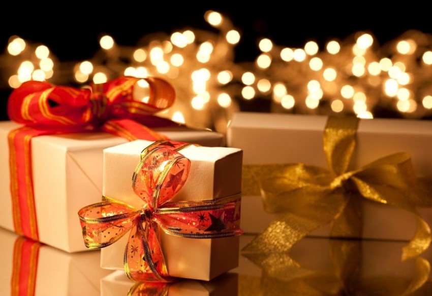 Candide apresenta o presente de Natal correto para cada signo do zodíaco