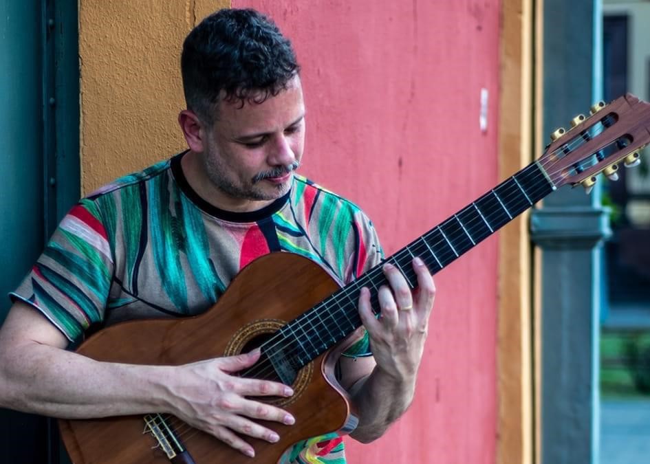 Cuiabá terá samba carioca com Moyseis Marques