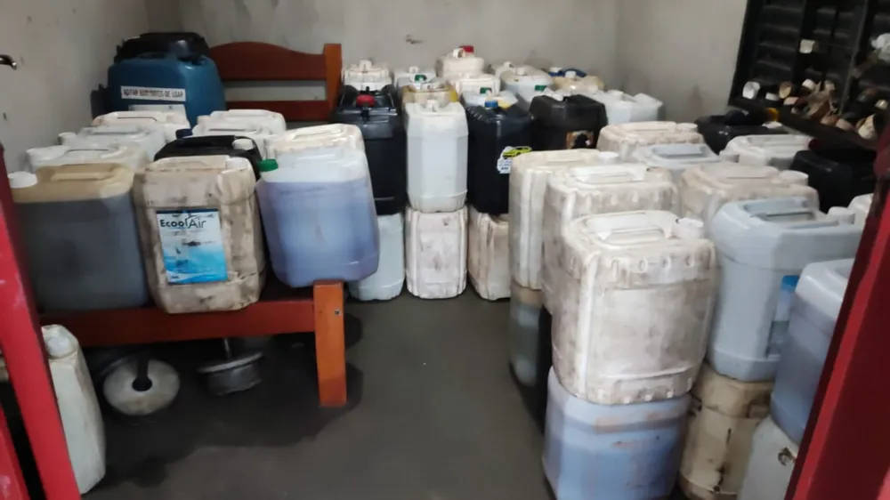 Operação mira quadrilha que furtava grãos e combustíveis de empresa