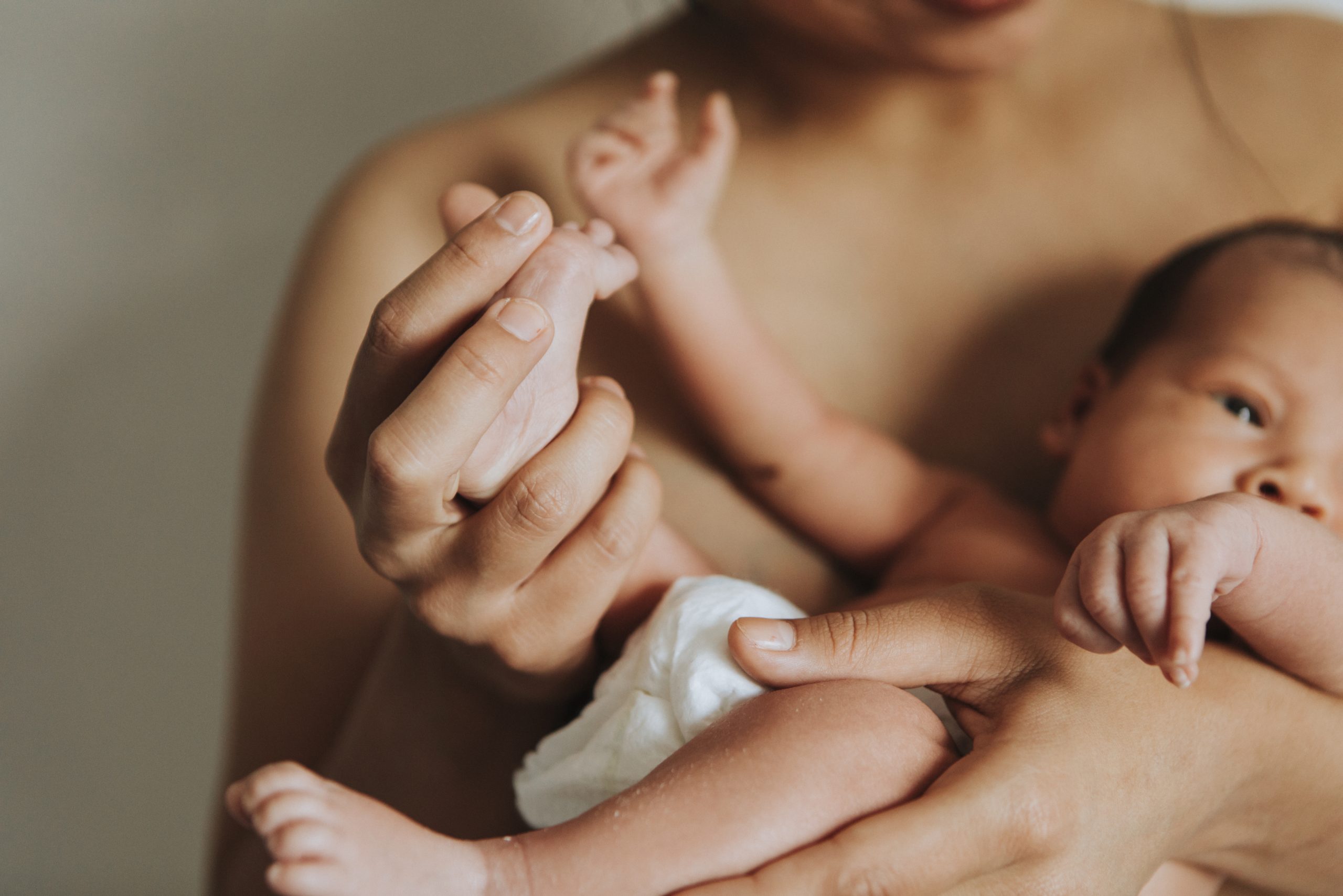 21% das mulheres foram demitidas após voltarem da licença-maternidade, diz estudo