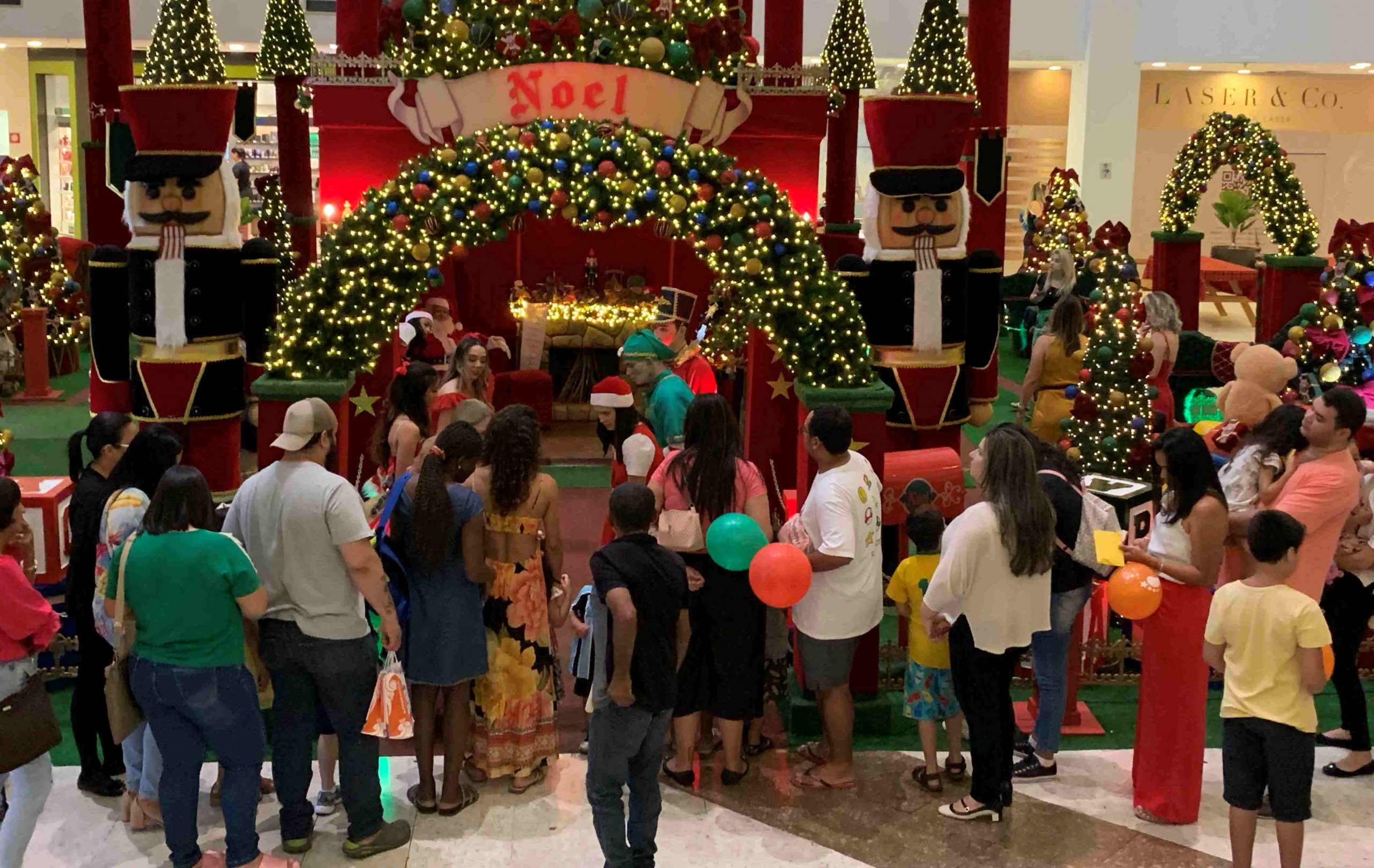 Fim de semana tem oficina de cartão natalino, visita ao Papai Noel e muita diversão no Goiabeiras Shopping